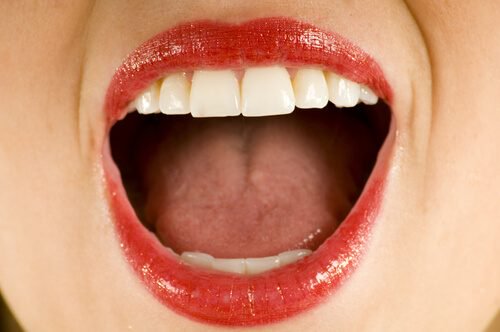 manchas blancas en la boca-clinicalopezquevedo.es/blog